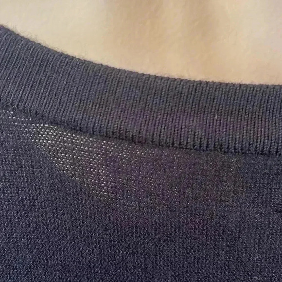 Adrienne Vittadini Women’s beautiful sweater. Size small. - Picture 5 of 8